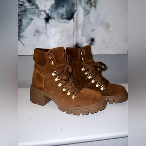 Steve Madden Hint Brown Suede lace up Combat Boots Never been worn
